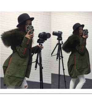 Woman's fashion winter coat with fox fur for 2016-2017